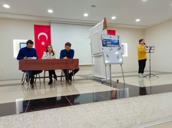 Taraklı Ortaokulu'nda Dönem Sonu Ses Yarışması Heyecanı