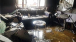 Çıkan yangında ev kullanılamaz hale geldi