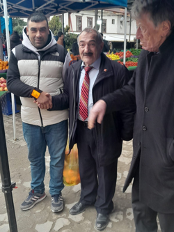 CHP TARAKLI BELEDİYE BAŞKAN ADAYI CEMAL DOĞAN PAZARI GEZDİ.