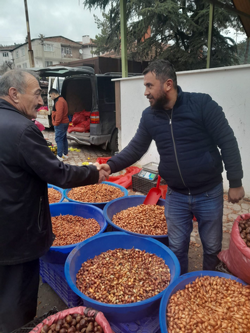 CHP TARAKLI BELEDİYE BAŞKAN ADAYI CEMAL DOĞAN PAZARI GEZDİ.