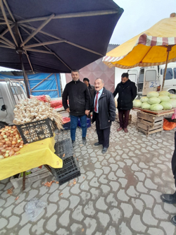 CHP TARAKLI BELEDİYE BAŞKAN ADAYI CEMAL DOĞAN PAZARI GEZDİ.