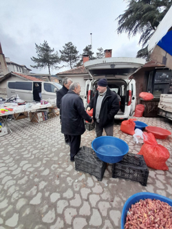 CHP TARAKLI BELEDİYE BAŞKAN ADAYI CEMAL DOĞAN PAZARI GEZDİ.