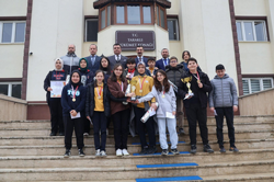 Kaymakam Serttaş Şampiyon sporcuları Ağırladı