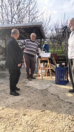 MAHALLEDE SIKILMADIK EL BİRAKMADI