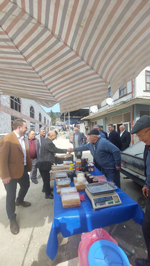 Şahin Akı Cumartesi Pazarını ziyaret etti