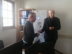 Özkaraman Sağlık çalışanlarını ziyaret etti