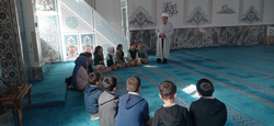 Öğrenciler Aşağı Camii'yi ziyaret etti.
