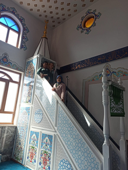 Öğrenciler Aşağı Camii'yi ziyaret etti.
