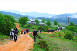 Karagöl’de unutulmaz yürüyüş: Doğanın kalbinde adımladılar