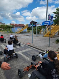 Öğrenciler Trafik Park'ta