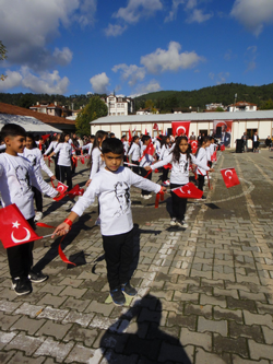 Taraklı’da Cumhuriyetin 102. Yılı Coşkuyla Kutlandı