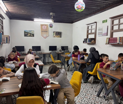 Birlikte kitap okudular