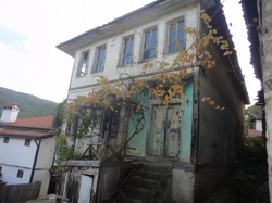 Bir Vefa Borcu;Hattat Saim Özel’in Evi Yaşasın