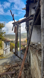Bir Ev Kısmen Çöktü
