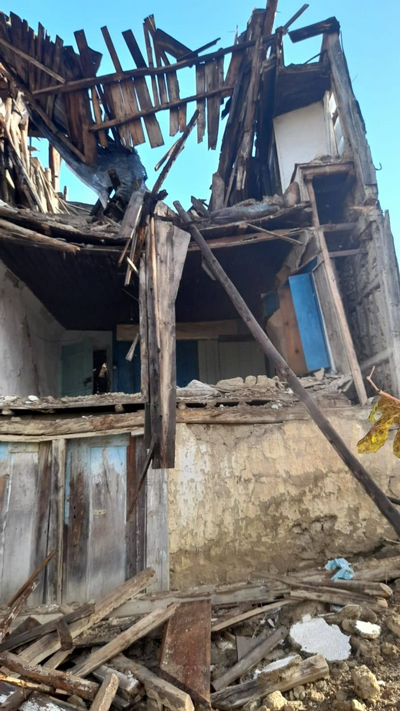 Bir Ev Kısmen Çöktü