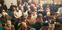 Kadir Gecesi Sakal-ı Şerif'i Görmek İçin Akın Ettiler!