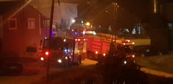 Taraklı'da Dehşet Yangın! Eski Ev Küle Döndü!