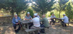 Mezarlıkta program