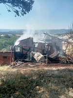 Taraklı Alballar Mahallesi'nde Ahşap Evde Yangın: Mahallede Panik Yaşandı