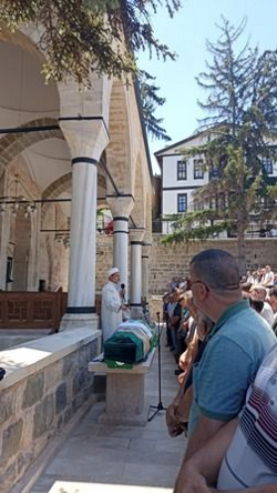 Taraklı'nın Efsane Şoförlerinden Nurettin Karabacak son yolculuğuna Uğurlandı