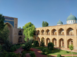 Senin Aşkın Beni Düşürdü Yola- Türkistan Notları-3