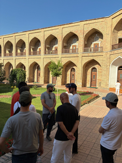 Senin Aşkın Beni Düşürdü Yola- Türkistan Notları-3