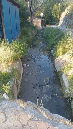 Kötü koku mahalleliyi bıktırdı!