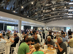 Manav Ahmet Oğlunu Evlendirdi