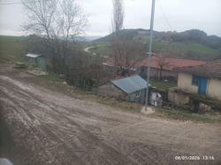 Gülveren Sokak’ta Çamur Çilesi: Mahalle Sakinleri Asfalt İstiyor