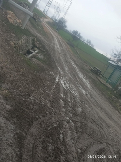 Gülveren Sokak’ta Çamur Çilesi: Mahalle Sakinleri Asfalt İstiyor