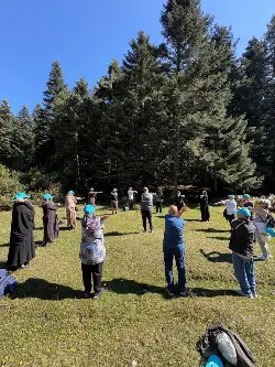 YADEM yaşlıları Taraklı Karagöl’de huzur dolu bir gün geçirdi