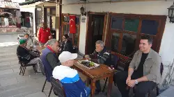 KAYMAKAM TURGAY TARIK HALKLA İÇ İÇE