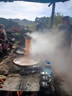 HACIYAKUP PAŞALAR’DA PEKMEZ KAYNATMA MESAİSİ