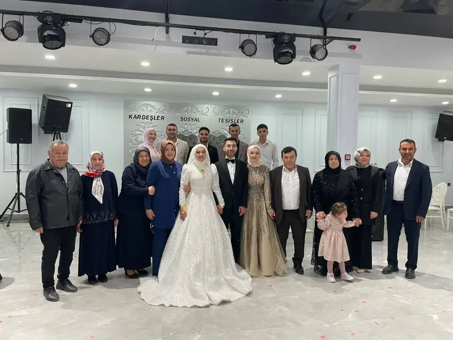 Zehra ve Sinan Dünyaevine Girdi