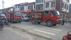 TARAKLI’DA CUMHURİYET COŞKUSU SİREN SESLERİ VE TÜRK BAYRAKLARIYLA TAÇLANDI