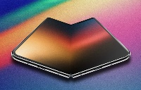 Apple Katlanabilir iPhone ile Geliyor