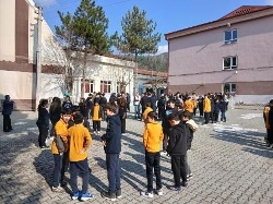 Taraklı Ortaokulunda Deprem Tatbikatı