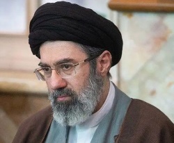İran'ın Yeni Lideri Mücteba Hamaney
