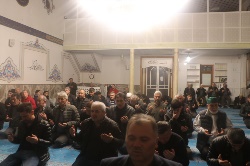 İlahilerle Gönüller Coştu