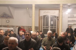 İlahilerle Gönüller Coştu