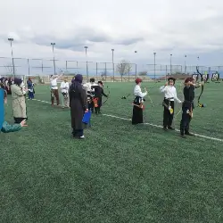 Taraklı Ortaokulu'ndan Okçulukta 12’den Vurdu