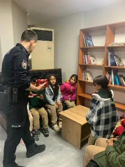 23 Nisan'da Makamlar Çocukların