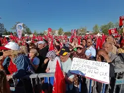 Özgür Özel'den Sakarya'da