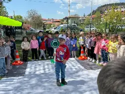 Taraklı'da Miniklere Trafik Eğitimi