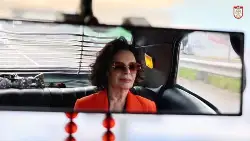 Hülya Koçyiğit'ten Nostaljik Sürpriz