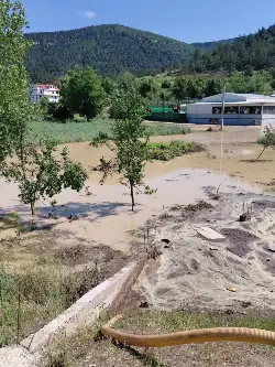 Aksu'da Deresinde Sel Oldu