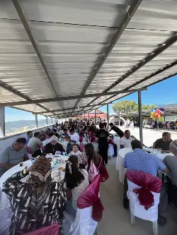 Muhammet Emir Ekşioğlu'nun Sünnet Cemiyetinde Aile ve Dostlar Bir Araya Geldi