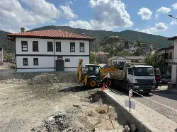 Yusuf Alemdar müjdeledi: “Taraklı’nın çehresini değiştirecek projelere başladık”