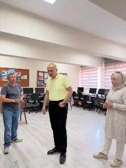 Taraklı İlçe Milli Eğitim Müdürü Ahmet Kıvcı'dan Okullara Hazırlık Ziyareti