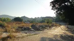 Taraklı'da Çöp Yığını Tepki Çekiyor